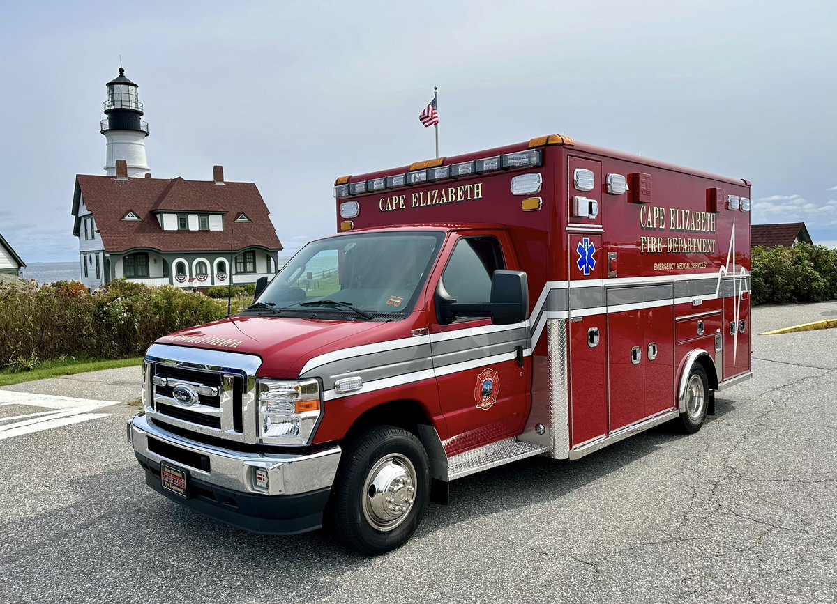 CEFireRescue's tweet photo. Cape Elizabeth Fire-Rescue takes delivery of a new 2023 Ford E-450 Horton Type III Ambulance! https://t.co/xOBJijQPWe