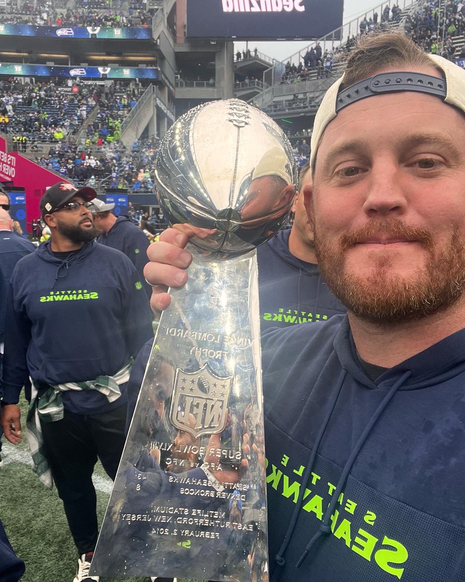 Clint Gresham tweet media