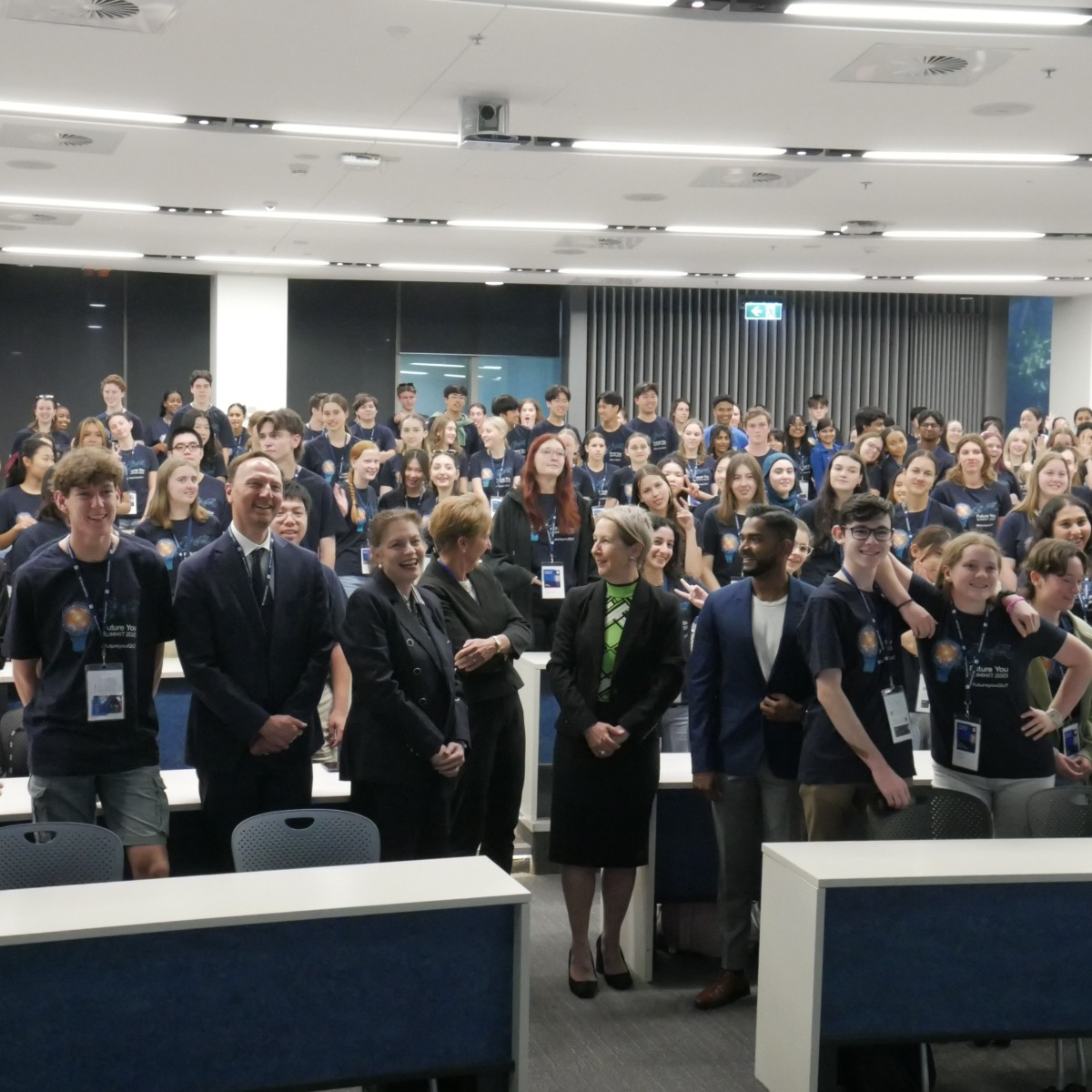 Welcome to QUT's Future You Summit 2023. Bringing together:
✔️250 students from QLD + NSW
✔️25+ alumni speakers
✔️50+ alumni & industry role models
✔️40+ academics & tutors delivering taster experiences draw from the QUT degrees
#QUT #FutureYouQUT