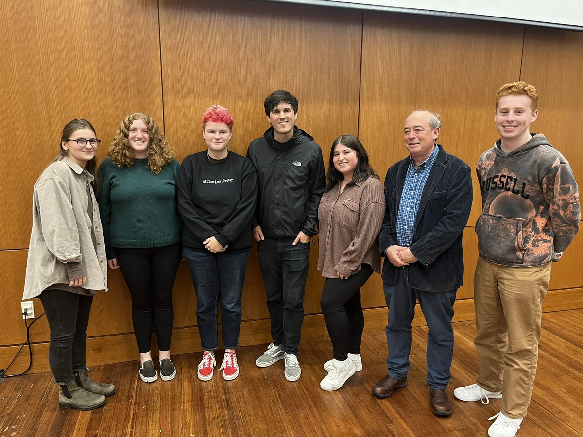 We had a great time tonight learning all about <a href="/MattWBZ/">Matt Shearer</a> and his amazing journey! Thank you again, Matt, for being so kind. You always have a home here at The Connector:)