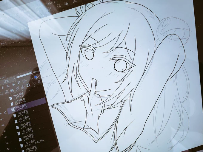 今回手を描かないので代わりにキュートなお口でパクってしてもらいました
顔周りに手とかあるとかわいく見えやすいし、動きがつきやすいって効果もあるのでプラスでw 