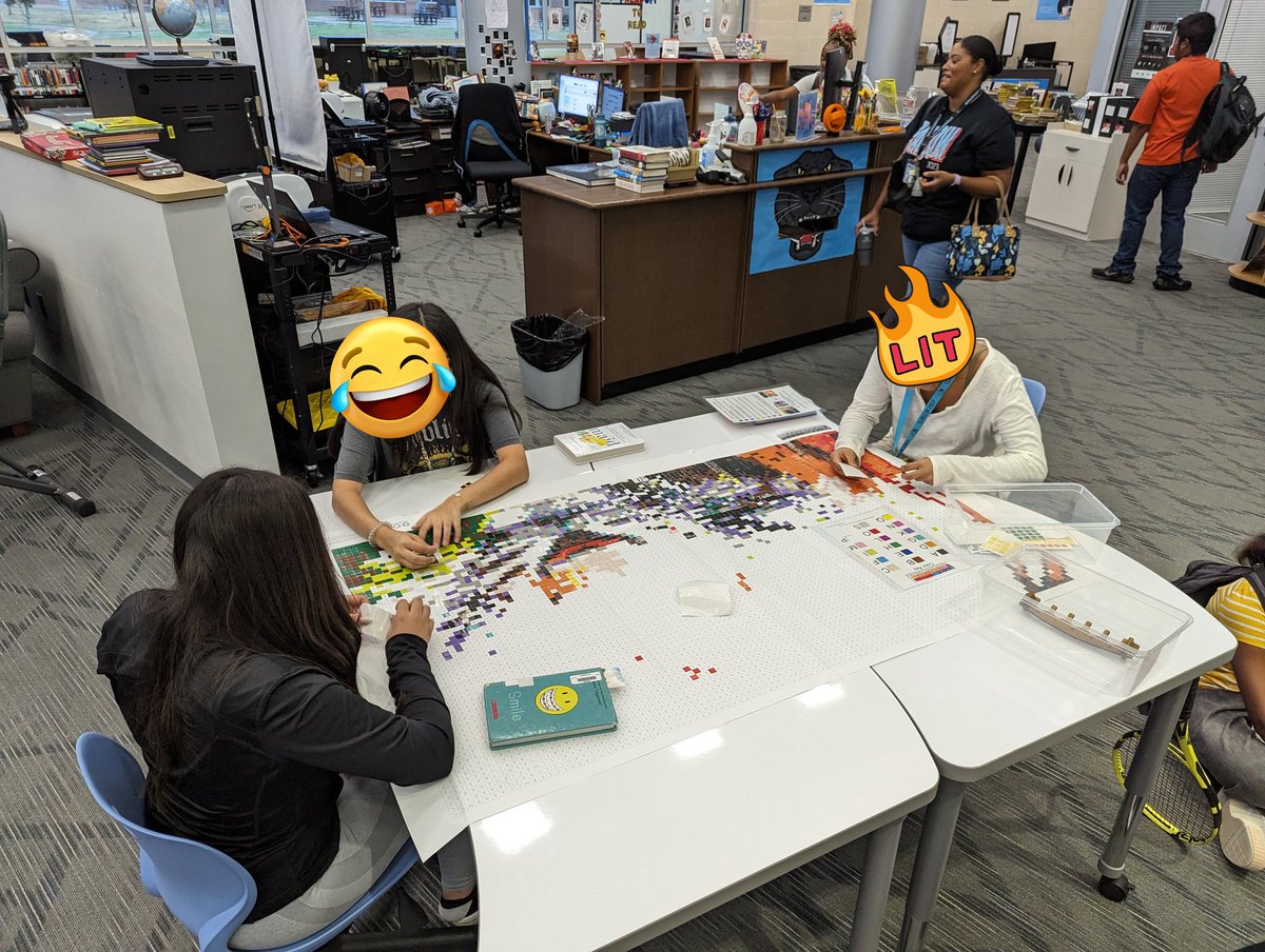 Thank you <a href="/PaetowLibrary/">Paetow HS Library</a> for a great day of exploration, books, and most of all fun! These freshmen had a great time today! #PantherProud