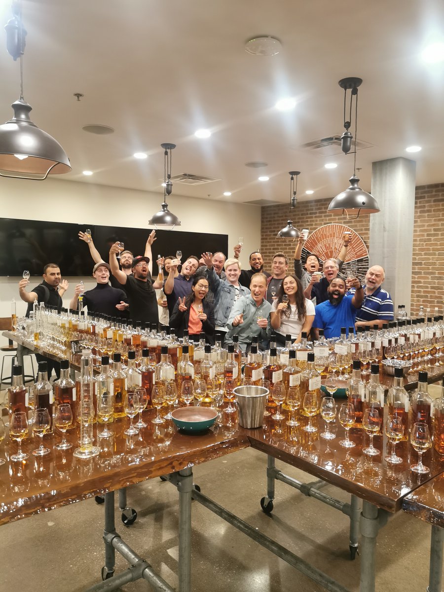 Check out our tour of the Hiram Walker Distillery, the Pike Creek Warehouses and the @JPWisersCA brand centre for Blending 101 with @CDNWhiskyDoc ! torontowhiskysociety.ca/2023/09/25/hir… #uisgephile