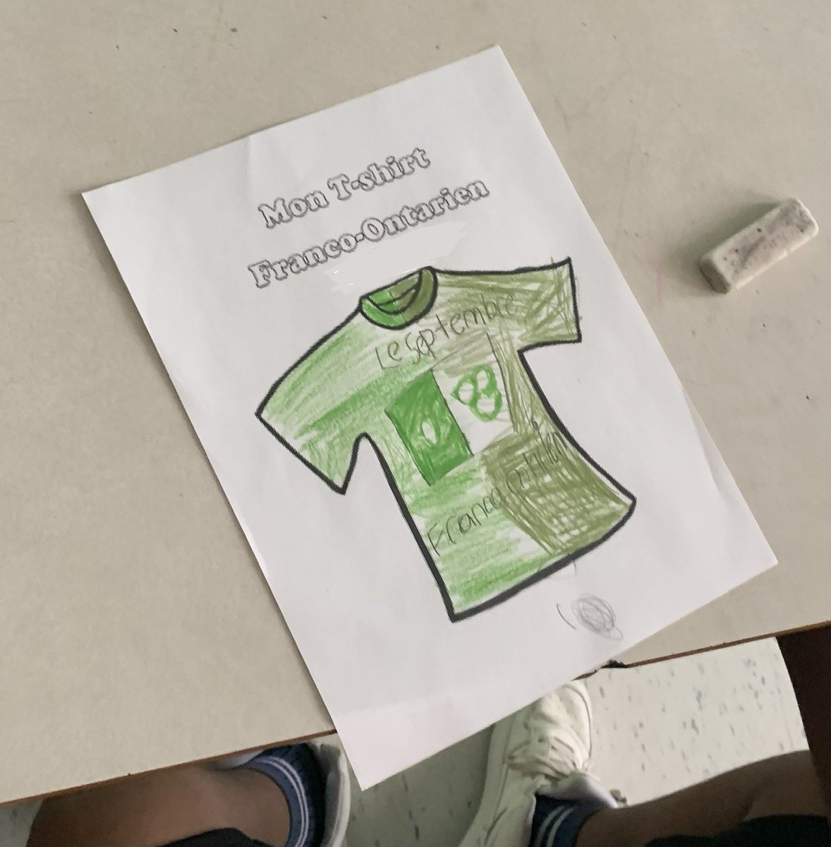 MmeSavary's tweet photo. Today we marked the Franco-Ontarian Day. We had a great discussion on the importance of speaking French and the contribution of the French communities in ON. Then we decorated a Franco-Ontarian T-shirt. 

#ocsbFSL @ocsbBonjour #ocsb #ocsbBecommunity @OttCatholicSB
@StBrAndreOCSB https://t.co/VCDRdcKocv