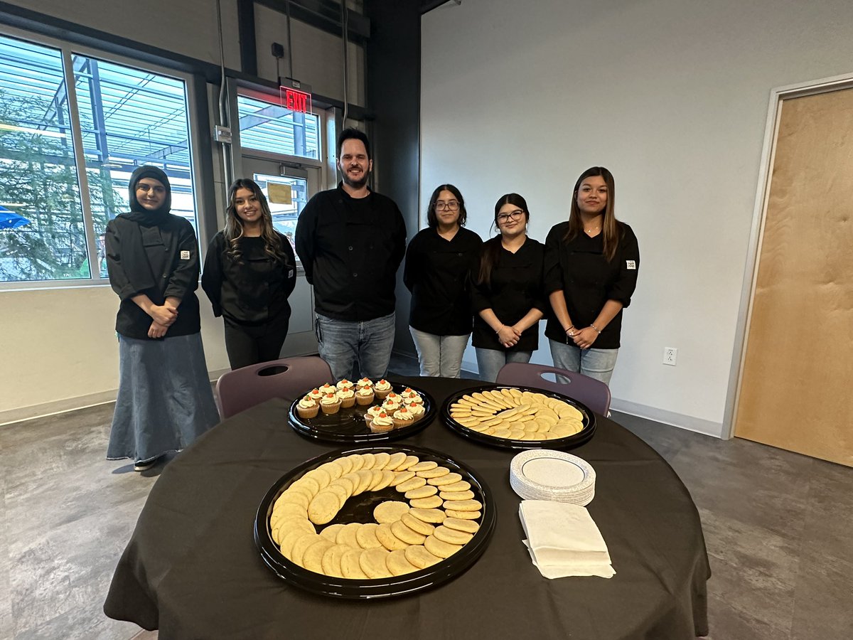Tonight we’re holding a joint governing board meeting with <a href="/sunnysideusd/">Sunnyside Unified School District</a> and <a href="/TVUSDschools/">Tanque Verde USD</a> talking about stronger partnerships to provide Career and Technical Education to more students for proven success in college and careers!