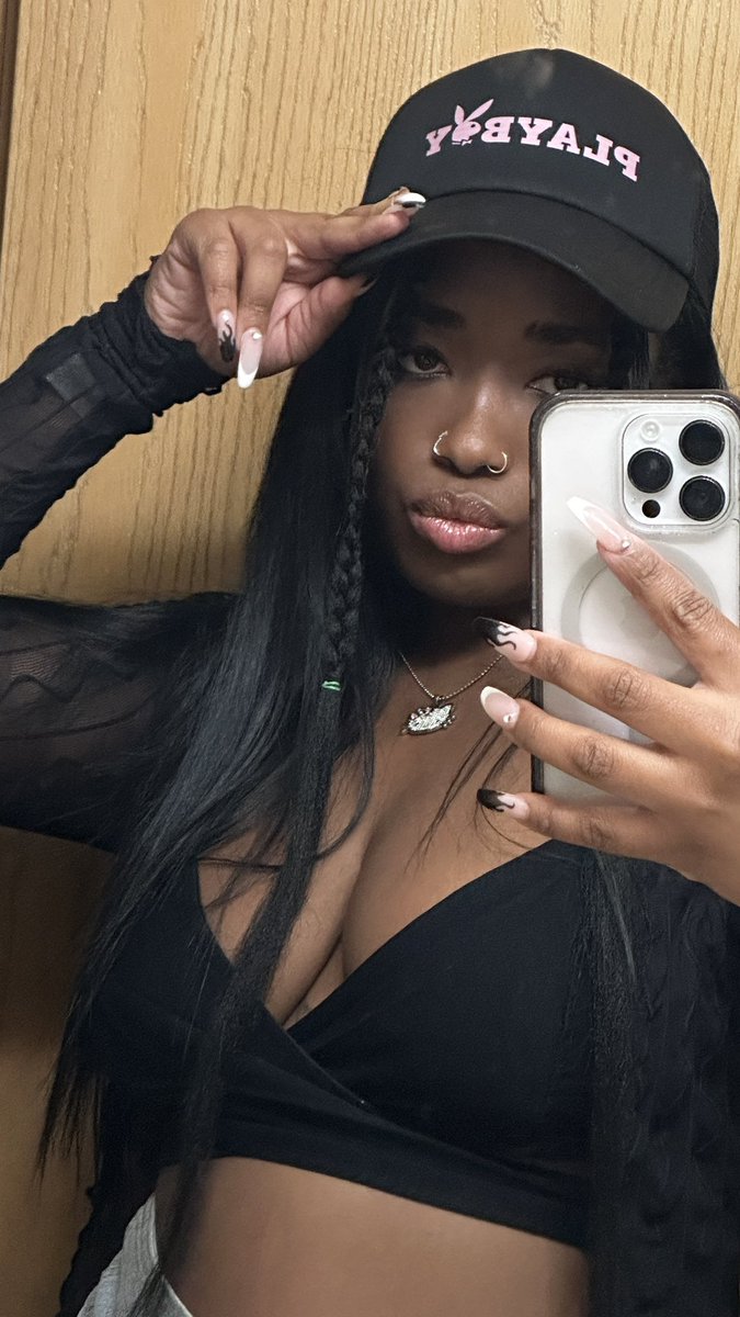 𝔄𝔯𝔦𝔞 ⁷| #BLM tweet media