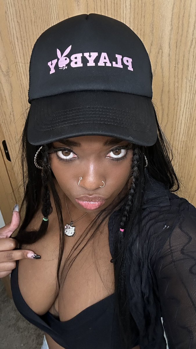 𝔄𝔯𝔦𝔞 ⁷| #BLM tweet media