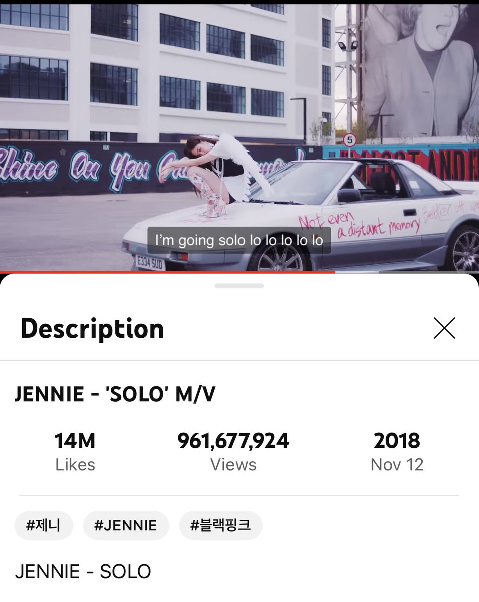 JRBJNN8's tweet photo. Stream SOLO M/V!

#SoloRoadTo1B #JENNIE

FOCUS ON JENNIE
#SOLOTO1BILLION #JENNIE https://t.co/4WcXlfLIp6