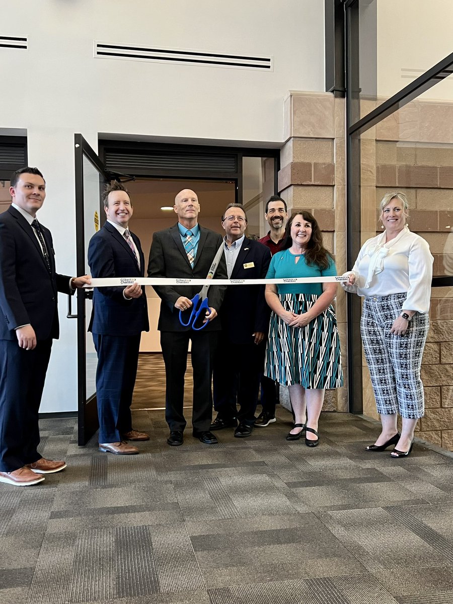 GilbertAZMayor's tweet photo. We celebrated a Gilbert Chamber ribbon cutting for the new corporate headquarters of Grad Solutions! 🎓

Grad Solutions empowers you to customize your educational program, on your schedule to achieve your goal of earning a High School Diploma!
 
#WelcomeToGilbert https://t.co/RpeV4865s9