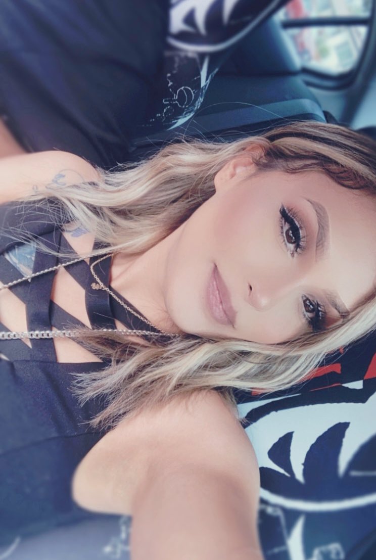 queeenbibi's tweet photo. Birthday pics💕
💜24💜 https://t.co/OLPHLYuxMk
