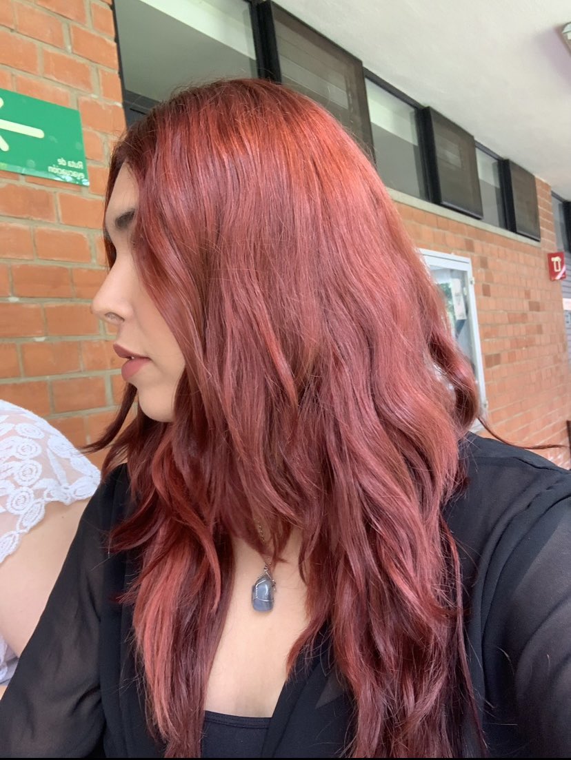 fernandavillat's tweet photo. lo siento mucho, en esta red social vengo a llorar y a hacerle homenaje a mi era más pelirroja😪😪😪 https://t.co/667cCL9Vju