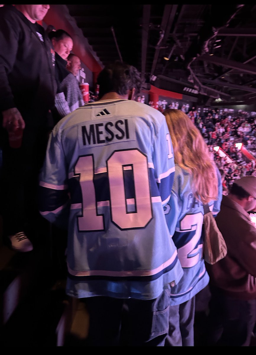 BR_OpenIce's tweet photo. Custom Canadiens reverse retro with Messi nameplate is a WILD jersey move 😅 @brfootball 

(via @MoeKhan19) https://t.co/7YL8cj6gkm