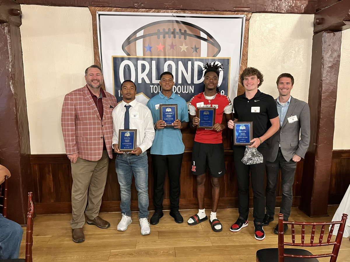 AJWILLIAMSQB's tweet photo. Blessed to be recognized as a Orlando TD Club player of the week! @RyanWrightRNG @WPCatsFootball  @CoachHoats @Andrew_Ivins @RustyMansell_ @On3Recruits @on3 @Coach_McCorkle @CoachStoNGo @CoachFambrough @baylintrujillo @HSFB_Scoreboard @DanLaForestFB https://t.co/dXqpgUZUnl