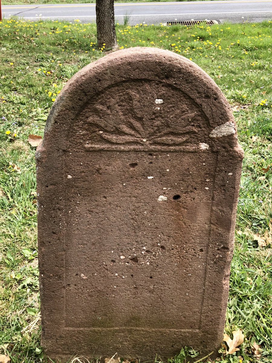 Lara_A_Thomas's tweet photo. The Stump Burial Ground in Berks County, Pennsylvania features a well preserved example of pure Pennsylvania German folk art.  Noted in Preston Barba’s Pennsylvania German Tombstones in 1954, it still a beautiful tribute to two young daughters who died the same day in 1775. https://t.co/nBYUg2N3IE