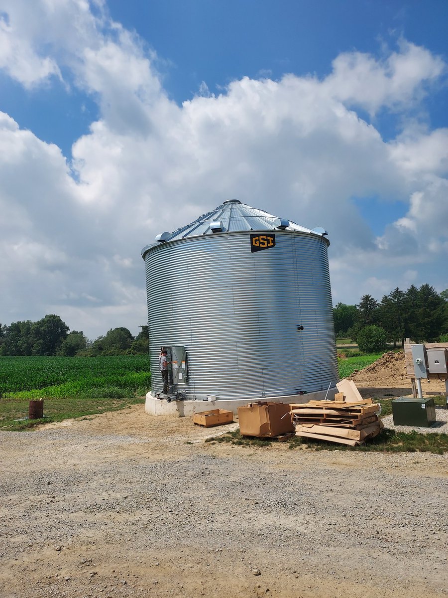 tthobe63's tweet photo. Bin work @GSI_Grain @homan_inc @EricHoman12 @biggd4lf @zhoman15 https://t.co/GMMcKtW5NC