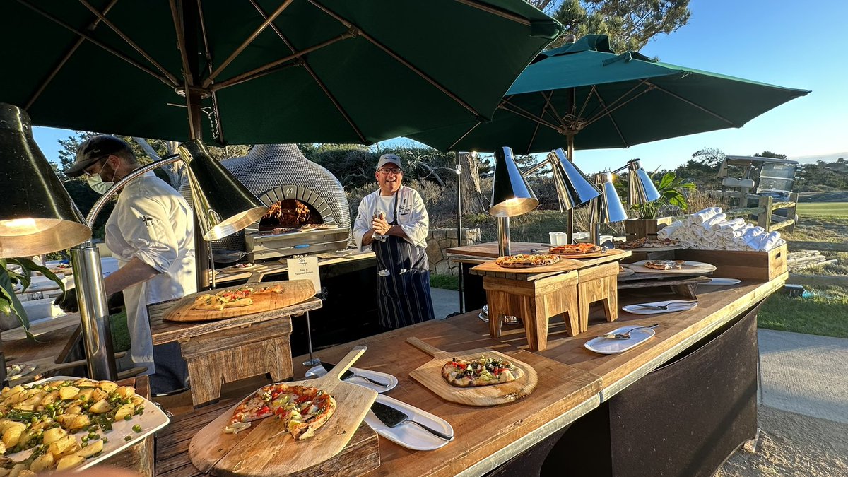rwang0's tweet photo. MyPOV: nothing like a pizza oven @PebbleBeachGolf @Capgemini #capgeminispark https://t.co/7Oj8kk3ABk