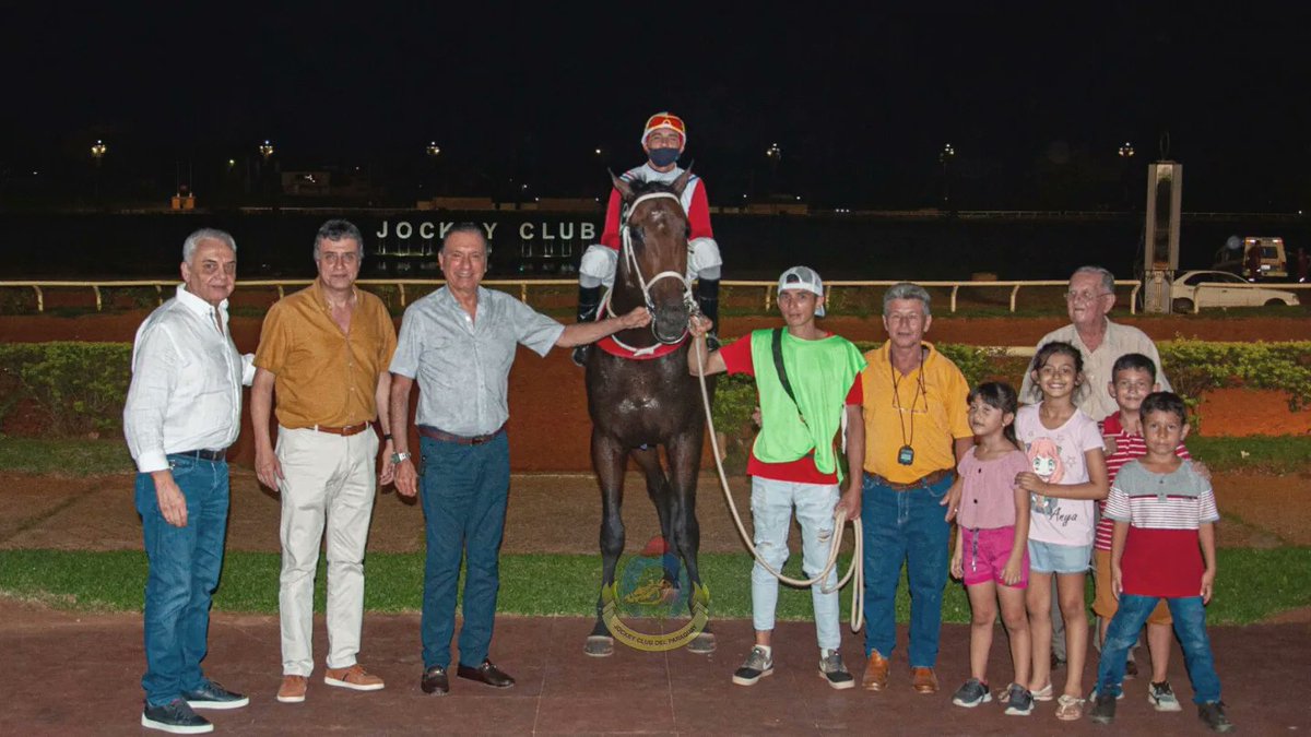 jockeyclubdelpy's tweet photo. ✅ En el #HipódromoDeAsunción se disputó la Cuarta Carrera, #GP. Inauguración del Hipódromo de Asunción - Hom. al Socio Vitalicio Julio Cartasso - 2.000mts, dónde se impuso #DomPablo, con la conducción #JuanFigueredo, entrenado #JulioOrtellado, defendió los colores del #StudJC. https://t.co/EoDQAmzIEG