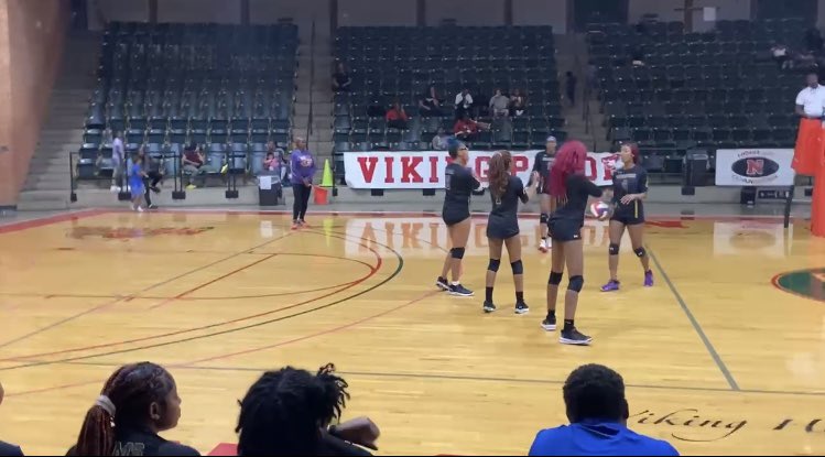 MycoachT's tweet image. Varsity girls Volleyball with the win over Normandy! #ViewTime