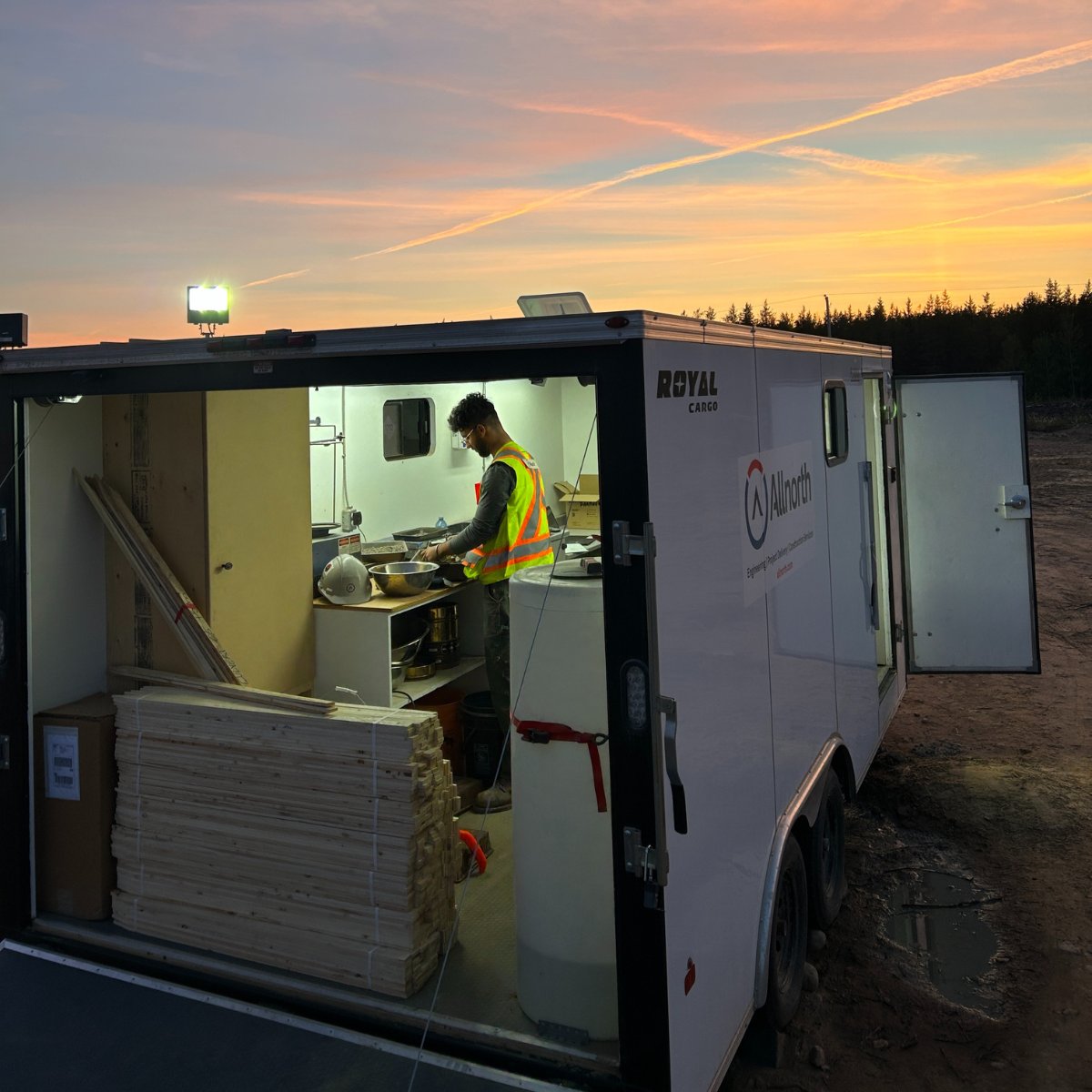 Allnorth's tweet photo. To ensure #SafetyInEverythingWeDo Sahib Bilkhu was wearing the proper PPE while completing a proctor in one of our new soil lab trailers and witnessing a breathtaking sunset.

#TeamAllnorth #SafetyInEverythingWeDo #WorkViews https://t.co/uAt9Bb6kQt