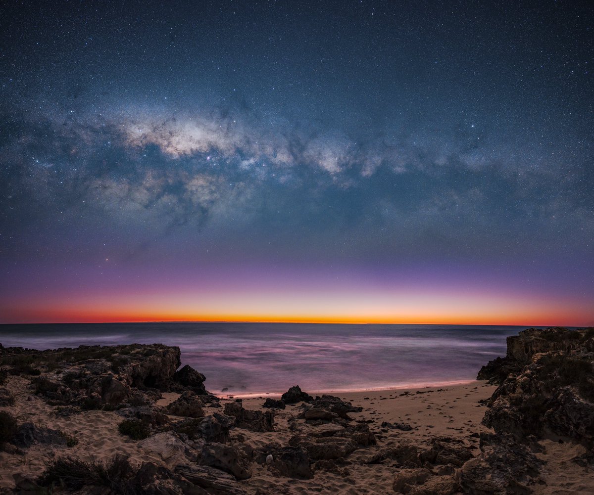 Sunset to Moonset.

EXIF 
Foreground 🌊 
3 frames stitched @ f/2.5 20s ISO500 19:08PM.
Sky 🌌 
3 frames tracked @f/2.8 60s ISO800 23:19PM.
📷 Nikon Z6ii 
 👀 Nikkor 1.8S 20mm
 #raw_australia_nz 
#westernaustralia #amazing_wa #justanotherdayinwa #wanderoutyonder #milkywaychase