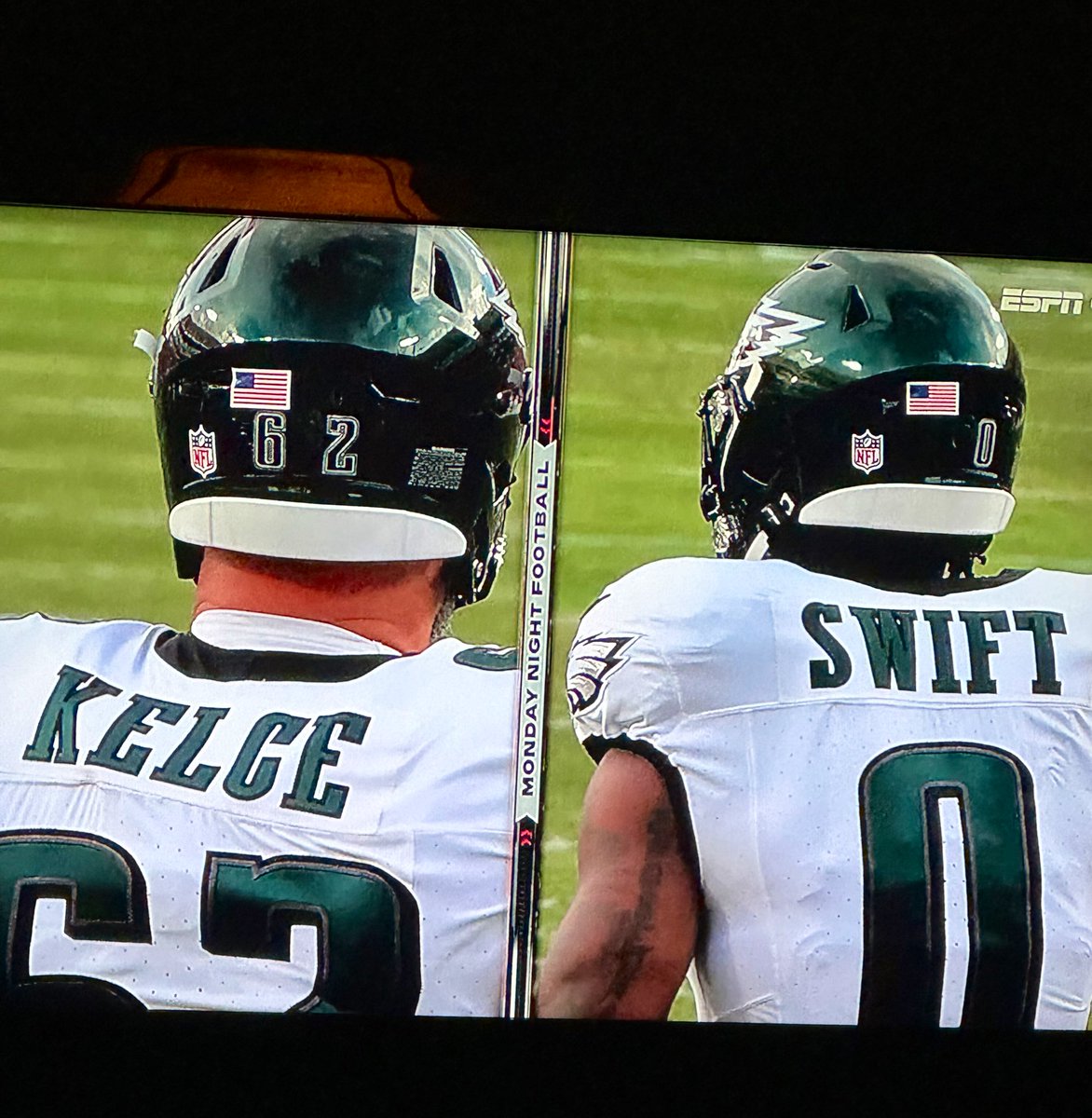 julianne simitz tweet media