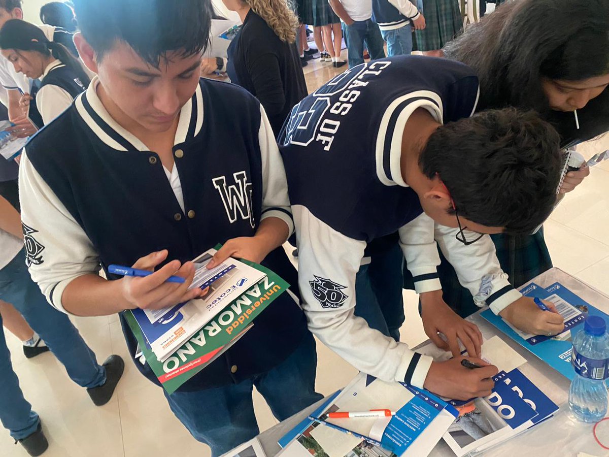 Grupo Rocks! (@admi_uecotec) on Twitter photo Lcdo. Miguel Abad -Coordinador de Admisiones, presente en la Feria Universitaria de la U.E Particular Abdón Calderón en la ciudad de Quevedo, para dar a conocer las carreras, convenios internacionales, beneficios de la pensión diferenciada y proceso de admisión de la
<a href="/UnivEcotec/">Universidad Ecotec</a> Lcdo. Miguel Abad -Coordinador de Admisiones, presente en la Feria Universitaria de la U.E Particular Abdón Calderón en la ciudad de Quevedo, para dar a conocer las carreras, convenios internacionales, beneficios de la pensión diferenciada y proceso de admisión de la
<a href="/UnivEcotec/">Universidad Ecotec</a>