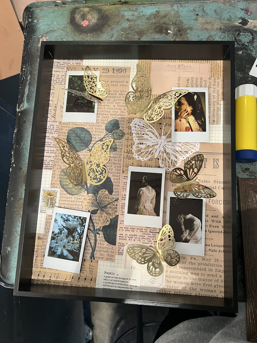 i won’t be able to go live tonight! :( i’ve had a long day &amp;’ i’m not feeling so good. :(

also,today my assignment was submitted! 

(not the final product)