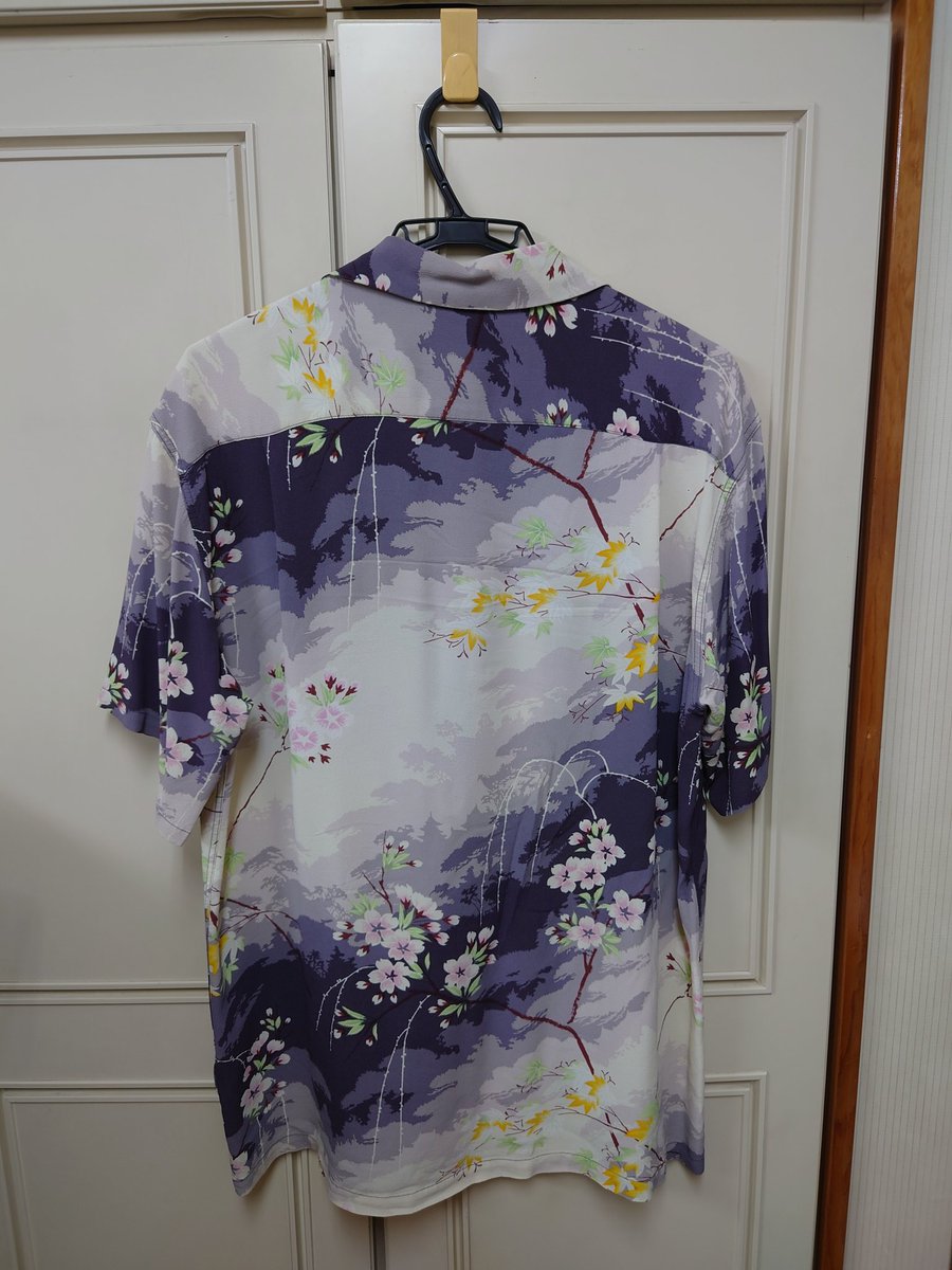 いつかのアロハ
cherry blossom

#alohashirt #hawaiianshirt #sunsurf #sunsurfaloha