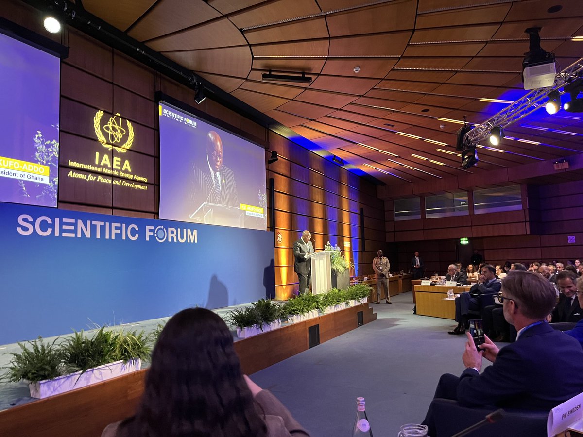 ⁦<a href="/NAkufoAddo/">Nana Akufo-Addo</a>⁩ President of Ghana « we are committed to produce nuclear energy by 2027 for rapide deployment of clean and affordable energy »
