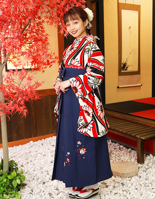 kimonotradition's tweet photo. 袴のご予約も承っております！
まずはご来店にてご相談ください🎶
10月の来店予約も受付中です🤍

❁来店予約はこちら❁
https://t.co/MF8i6EEF4M https://t.co/AqmX4PUrhr