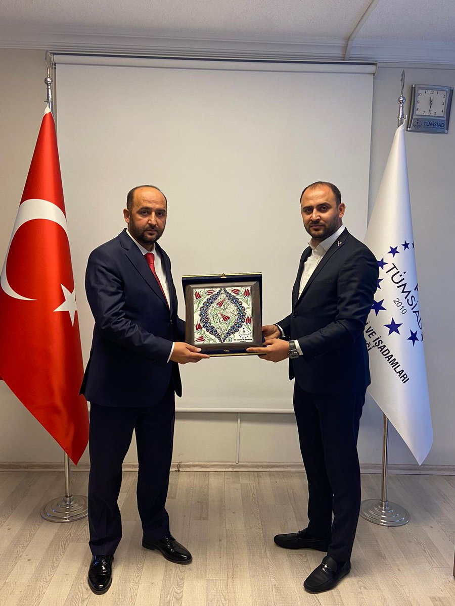 TÜMSİAD Kayseri Koordinatör Şube Başkanlığı Görevini yürütmekte olan Sayın Osman Atıcı  Başkanımız görevini Sayın İsmail Dursun Başkanımıza devretti. Sayın Osman Atıcı Başkanımıza bugüne kadar yapmış olduğu hizmetlerden dolayı teşekkür ederiz.