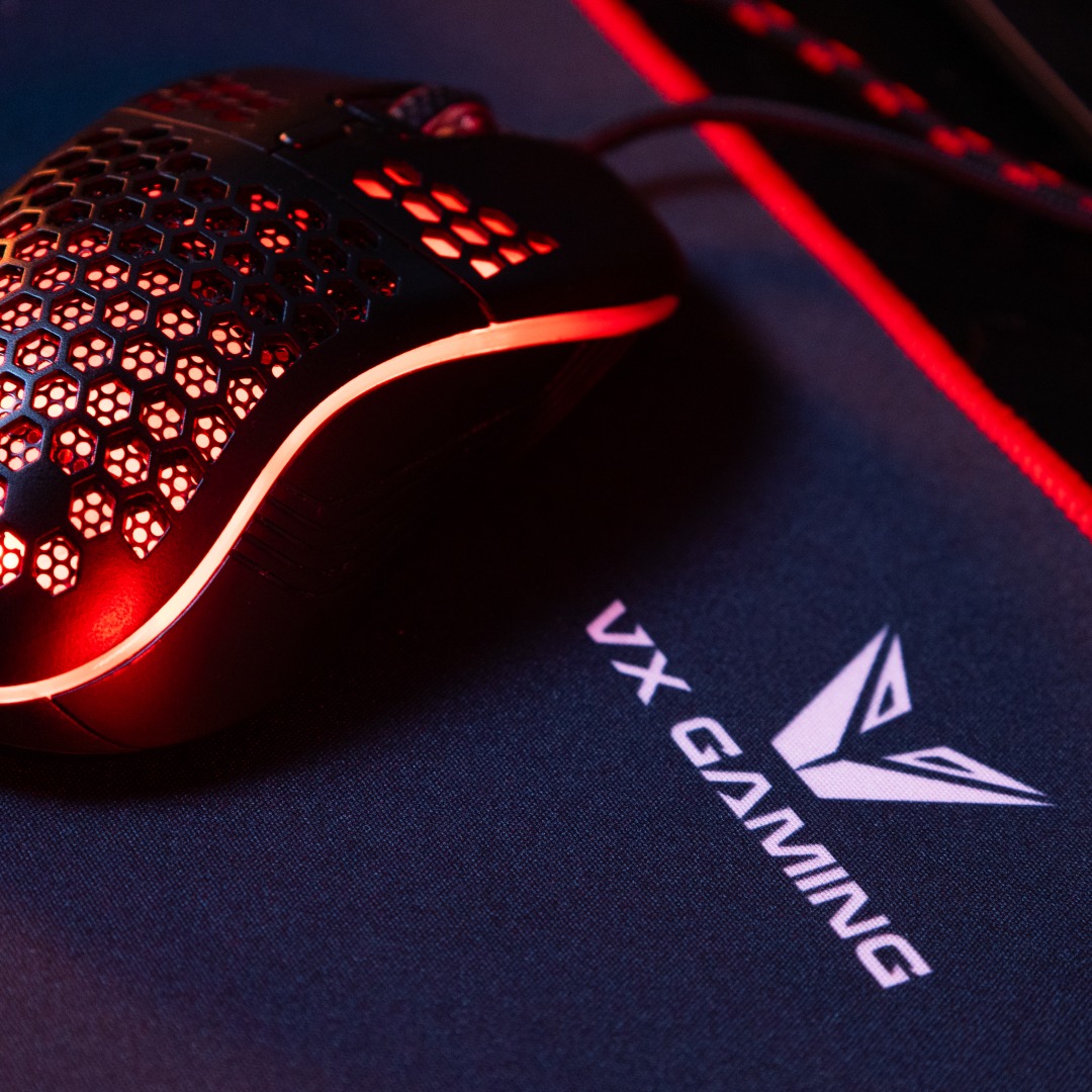 Dive into a world of intense action 📷📷

-Mouse - Hades Series
-Mousepad - Battlefield Series
-Headset - Aviator Series
#GamingCommunity  #gamingaesthetic #gamersetup #gamingsetup  #GamerLife  #vxgaming #unitythroughgaming