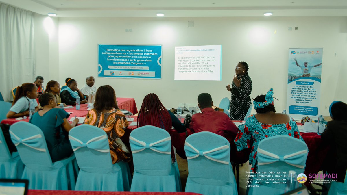 sofepadi's tweet photo. 🗓️Du 23 au 25 sept. 2023

🎯15 membres des OBC de Nyiragongo, Karisimbi et Kirotshe ont été formés sur les normes minimales de prévention et de réponse à la #VBG dans le cadre du projet : Les jeunes et les femmes pour la paix, financé par @Japon_RDCongo  à travers @UNFPARDC https://t.co/IluvzV9CXZ