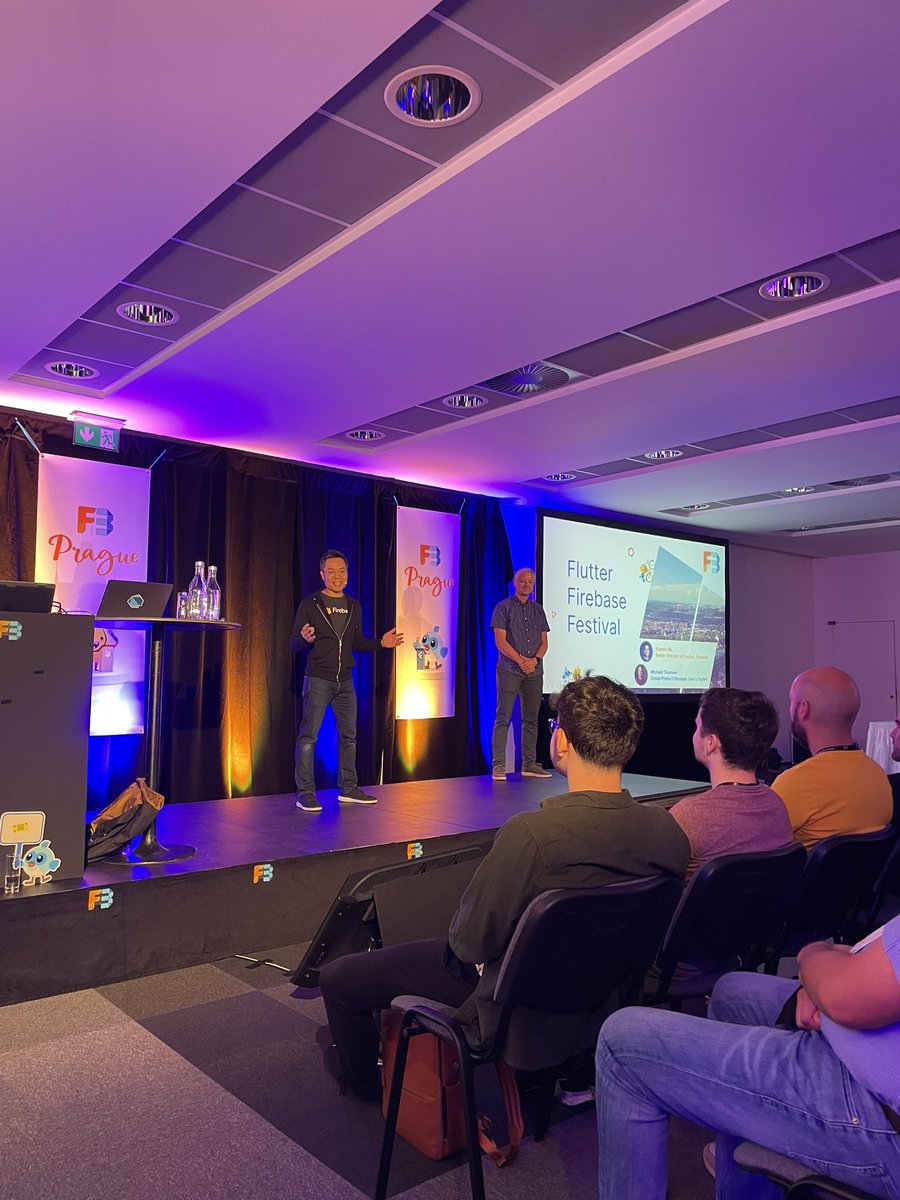 LeanCodePl's tweet image. „With Flutter the focus is on what you want to build”.
Flutter Firebase Festival kicked off with the keynote from @MiSvTh and @cantforget.
#F3Prague #FlutterEnterprise