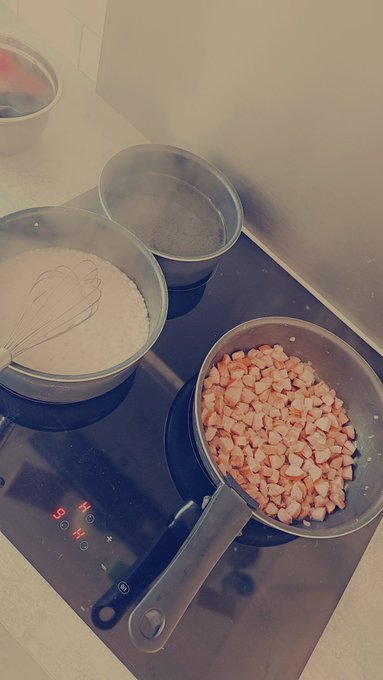 Je pr&eacute;pare quoi de bon ce matin ? https://t.co/3gUSZK7daY<a href="/tag/quiveutbaiseralysieuse"class="tags"><span>#quiveutbaiseralysieuse</span></a>