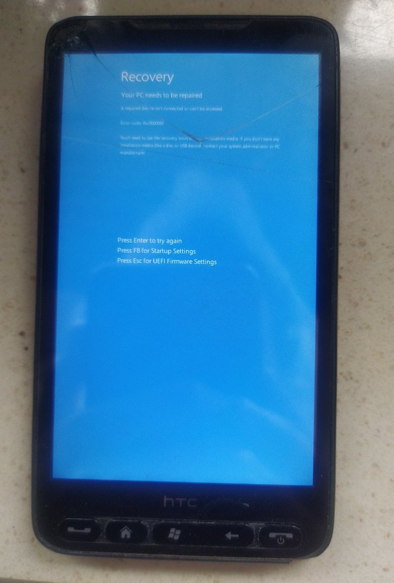 Holmesherlock22's tweet photo. @J0Sh1X Actually readable now, thanks to @gus33000 for the framebuffer reconfiguration tip :-) https://t.co/m8ZS0W6Y0v
