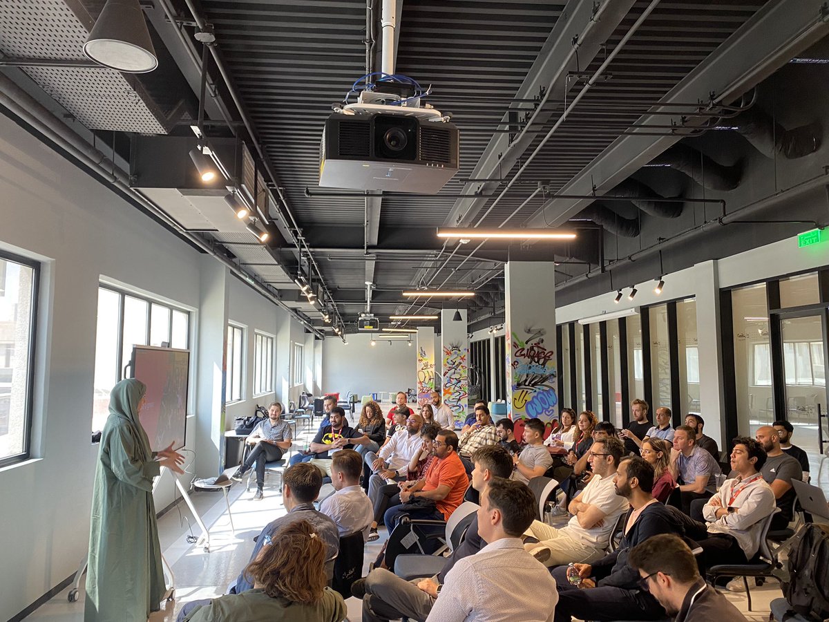 Hearing from Fatmah at <a href="/TheGarageKSA/">The Garage | الكــراج</a>: the 150 startups hosted here and the facilities that support our founders💬