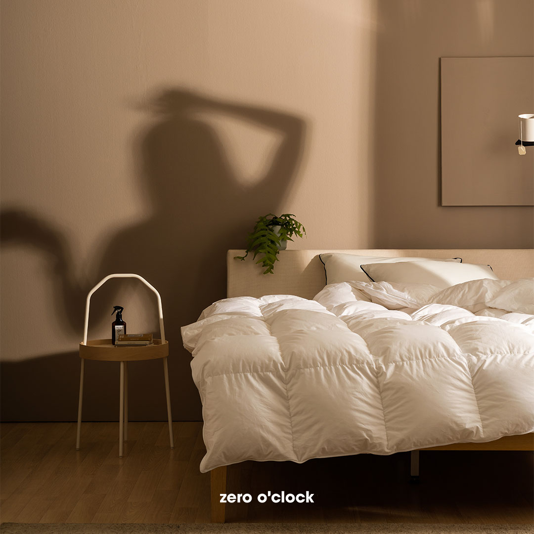 zero_o___clock's tweet image. &quot;17만 원에 천국을 사는 거래요.&quot; 
- 고객님 리뷰 중 -  

슬슬 겨울나기를 준비하는 지금, 
1가구 1구스를 어떠세요?  

메리어트호텔, 몽클레어 등 
5성급 호텔 구스 납품 기업 제로어클락이 만든 

합리적이고도 고급스러운
모두의 구스 이불을 덮어보세요.