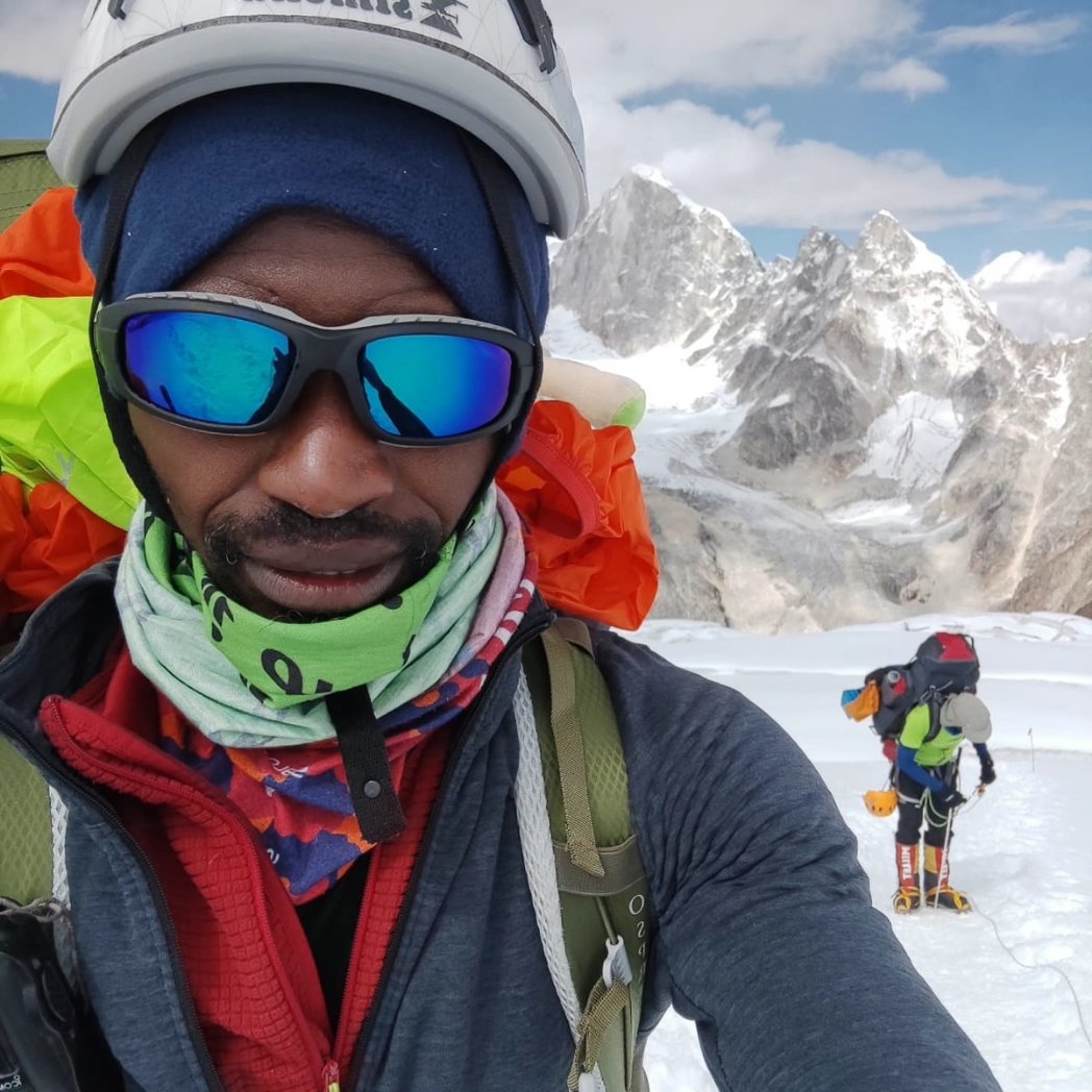 Limo_kipkemoi's tweet photo. James Muhia and Cheruiyot AK became the first ever Africans to successfully summit Manaslu without the  use of supplemental oxygen. Legends. @SaddiqueShaban https://t.co/HMYvVRyvMF