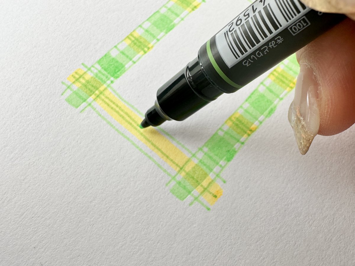 tombowpencil's tweet photo. WEBサイト「FUN ART STUDIO」の新着記事！「かわいい飾り罫で楽しく文字を飾ろう！」
デザイン書道家の あゆあゆ さん（ @HappymojiAyuayu ）が3種類のペンを使ってかわいい飾り罫の描き方を教えてくれました🌟
ちょっとしたメモやメッセージカードにも活用できます👍

https://t.co/W72bMsY9x4 https://t.co/t0LqZ0unOF