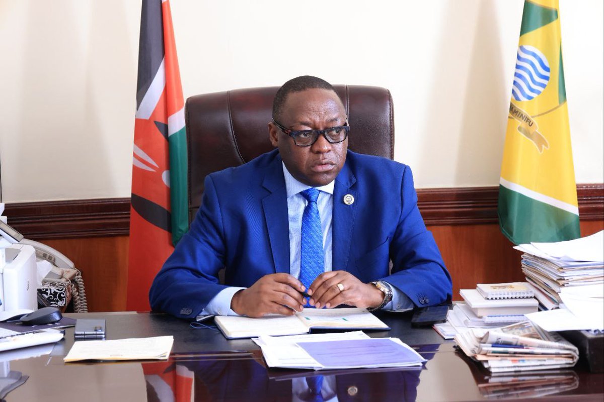 JNjorogeMuchiri's tweet photo. 1/2

Sri Lanka High Commissioner in Kenya @kanavkananathan paid a courtesy call to my office today.

As a county, we have extremely warm and close relations with the High Commission https://t.co/xKoSg6RSfi