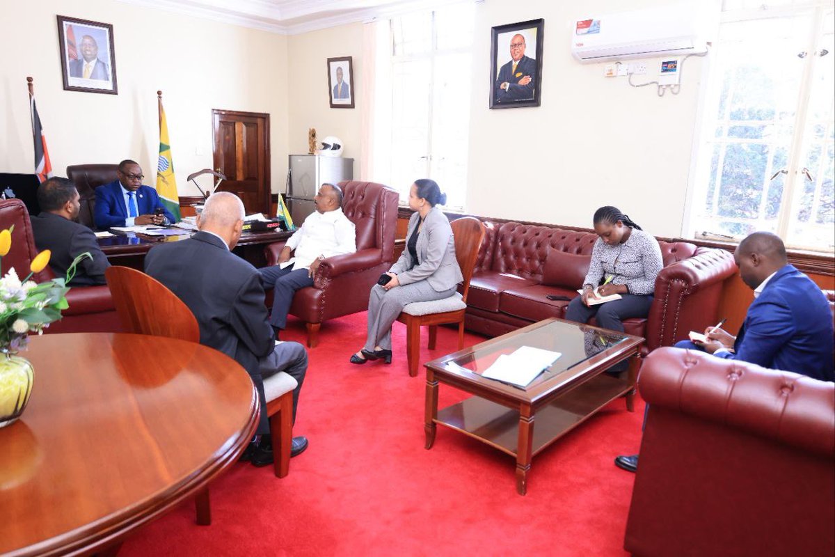 JNjorogeMuchiri's tweet photo. 2/2

Moving forward we intend to broad base our relations into many new areas of cooperation especially in trade, investment and other economic activities that will propel us forward. https://t.co/c30O51H7tx