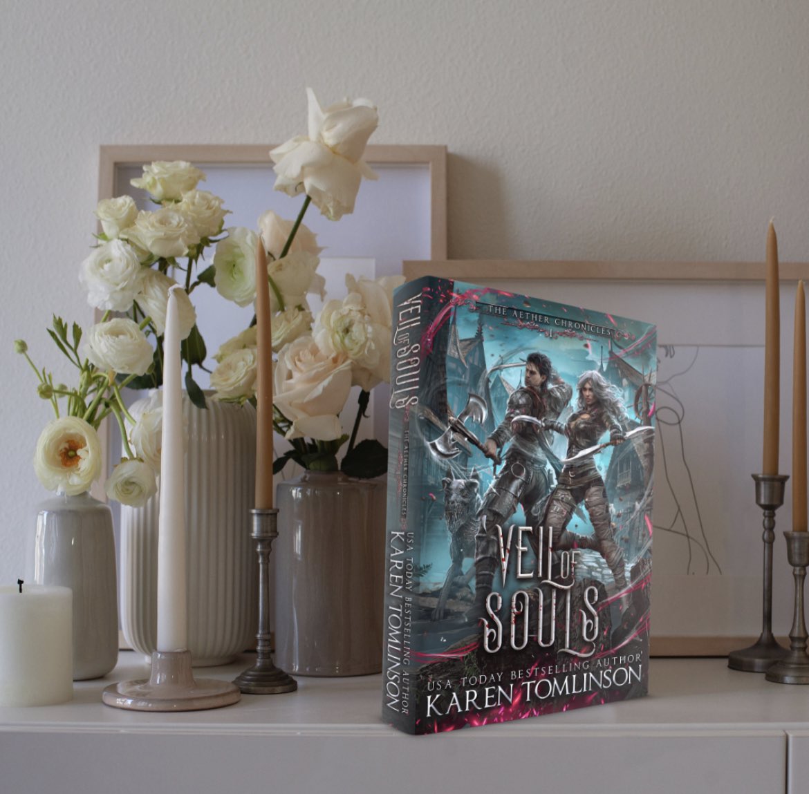 kytomlinson's tweet image. This beauty is the front of the #dustjacket for Dex &amp;amp;Lia’s story. These #specialeditionhardbacks are coming to #kickstarter on 17th October 👏 follow them to grab #earlybirdoffers and other #bookishtreats 
 kickstarter.com/projects/karen…