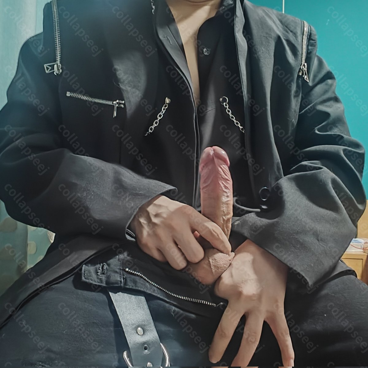 collapseej's tweet photo. 更新两张西装的吧 目前在0510
#无锡 #大鸡巴 #男菩萨 #西装 #制服 #手冲 #射精 #骚 https://t.co/QoI5EnAK04