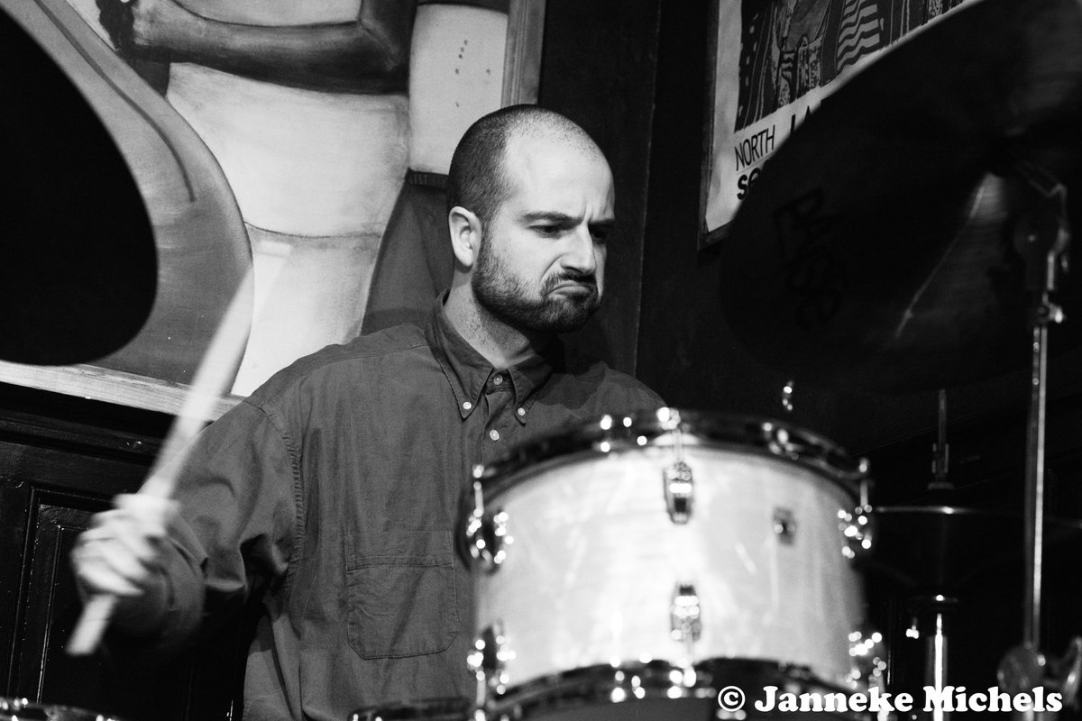 RuudVoesten's tweet photo. Big thank you to everyone who came out to see us in Venlo!
Here are some great pictures made by @jannekemichels

Next stop @diekhuus Middelharnis this Saturday!

#ambrosia #dante #inferno #jazz #impro #improof #rotterdam #thedivinecomedy #drummersdelight #venlo #middelharnis https://t.co/bj3S2qcX3Z