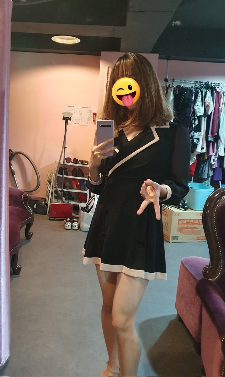 시디바를 가든 제이를 가든 혼자 화장품사서 연습을 하든 해야되는데 시간이 없다..ㅠㅠ

#시디 #여장 #cd #crossdresser