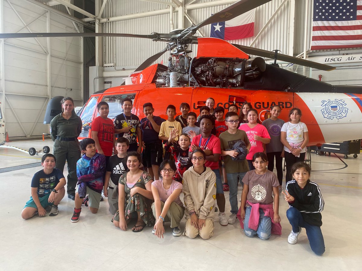 RoyalwoodLions's tweet image. Royalwood’s 5th Grade Starbase Students took a tour with the Coast Guard.
#TheFutureIsYours