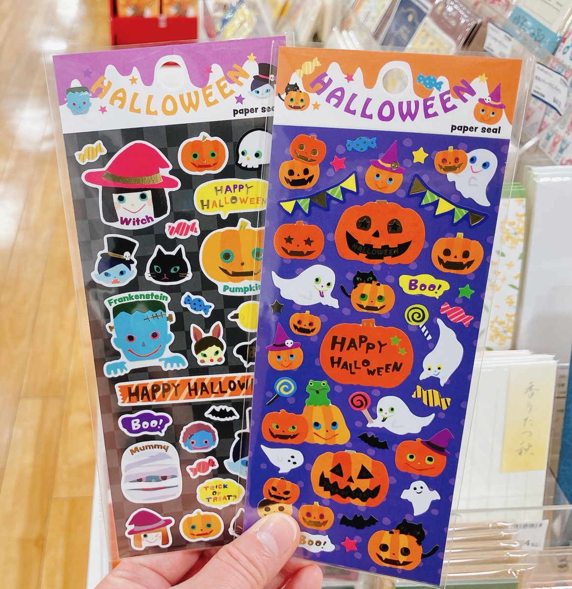 【文具】ハロウィンシール発売中です。🎃デコレーションにオススメです🎃
＃ハロウィンシール
＃アクティブコーポレーション