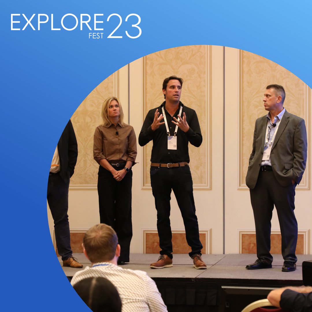 VrboPartners's tweet photo. Our partnersโ outstanding achievements were front and center during this eveningโs recognition ceremony. Over 500 software providers leverage our API capabilities, bringing properties online faster and helping partners manage operations. https://t.co/EQNstTNcDq #EXPLOREfest https://t.co/944Emk6LwZ
