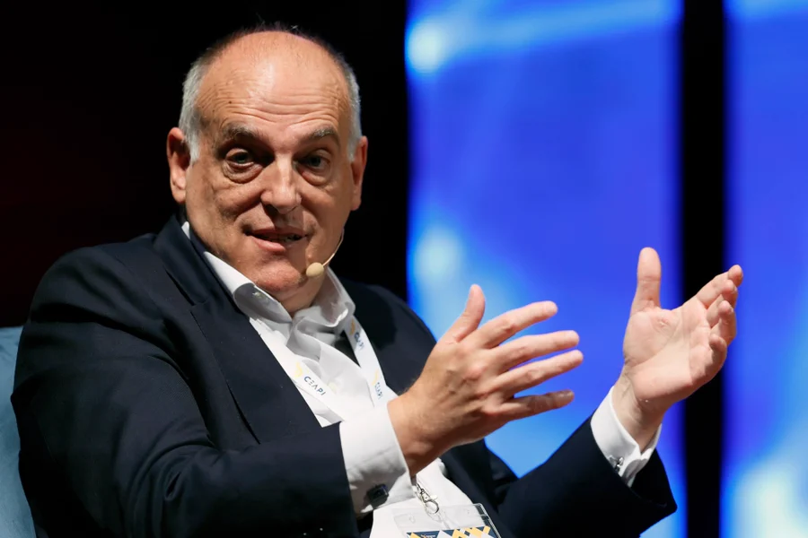 Good morning, Culers! In today's scoop Tebas spills the beans in an